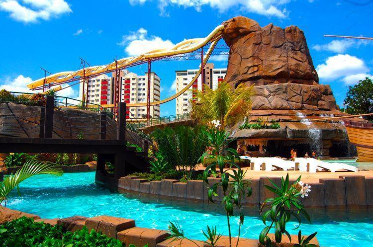 Aparthotel Spazzio Com Acesso Ao Acqua Park